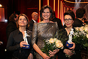 Bayerischer Filmpreis 2016: Ministerin Ilse Aigner, Regisseurin Marie Noëlle (Regiepreis 2016)